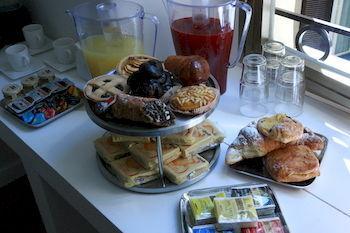 Acomodação com café da manhã  B-cool (adults Only)